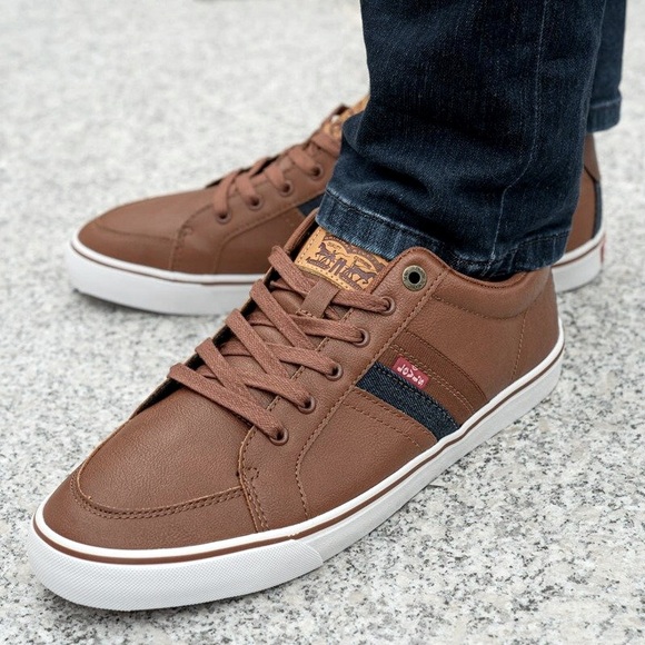 Levis Turner Nappa Leather Sneakers New 